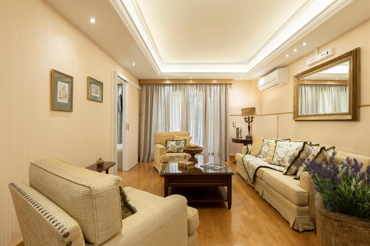 Vouliagmeni'S Elegance By Acropolis Suites Athena Bagian luar foto