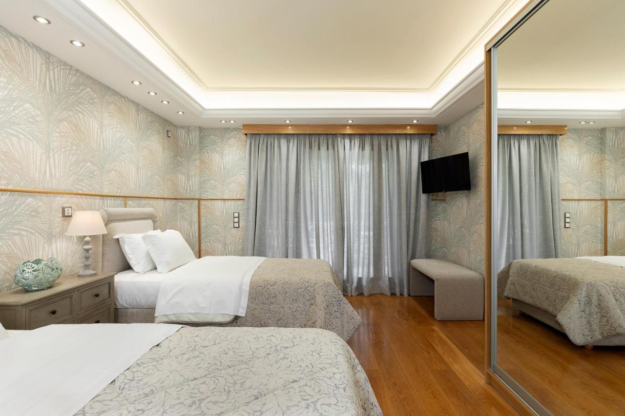 Vouliagmeni'S Elegance By Acropolis Suites Athena Bagian luar foto