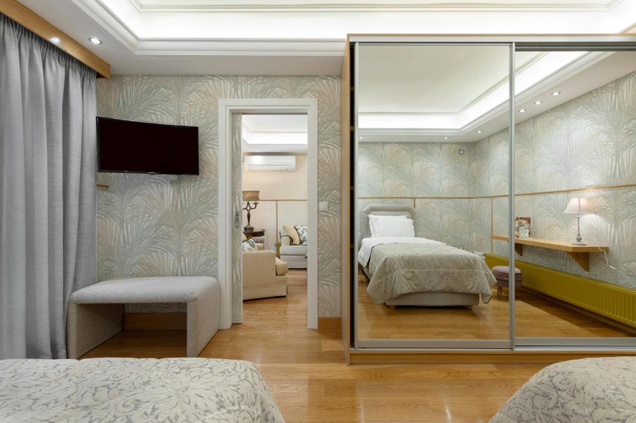 Vouliagmeni'S Elegance By Acropolis Suites Athena Bagian luar foto